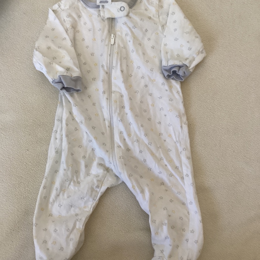 Newborn bundle - Picture 3 of 9